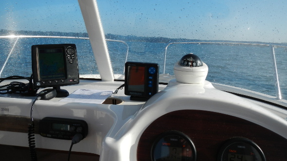 Poste de pilotage du Quicksilver 6.40